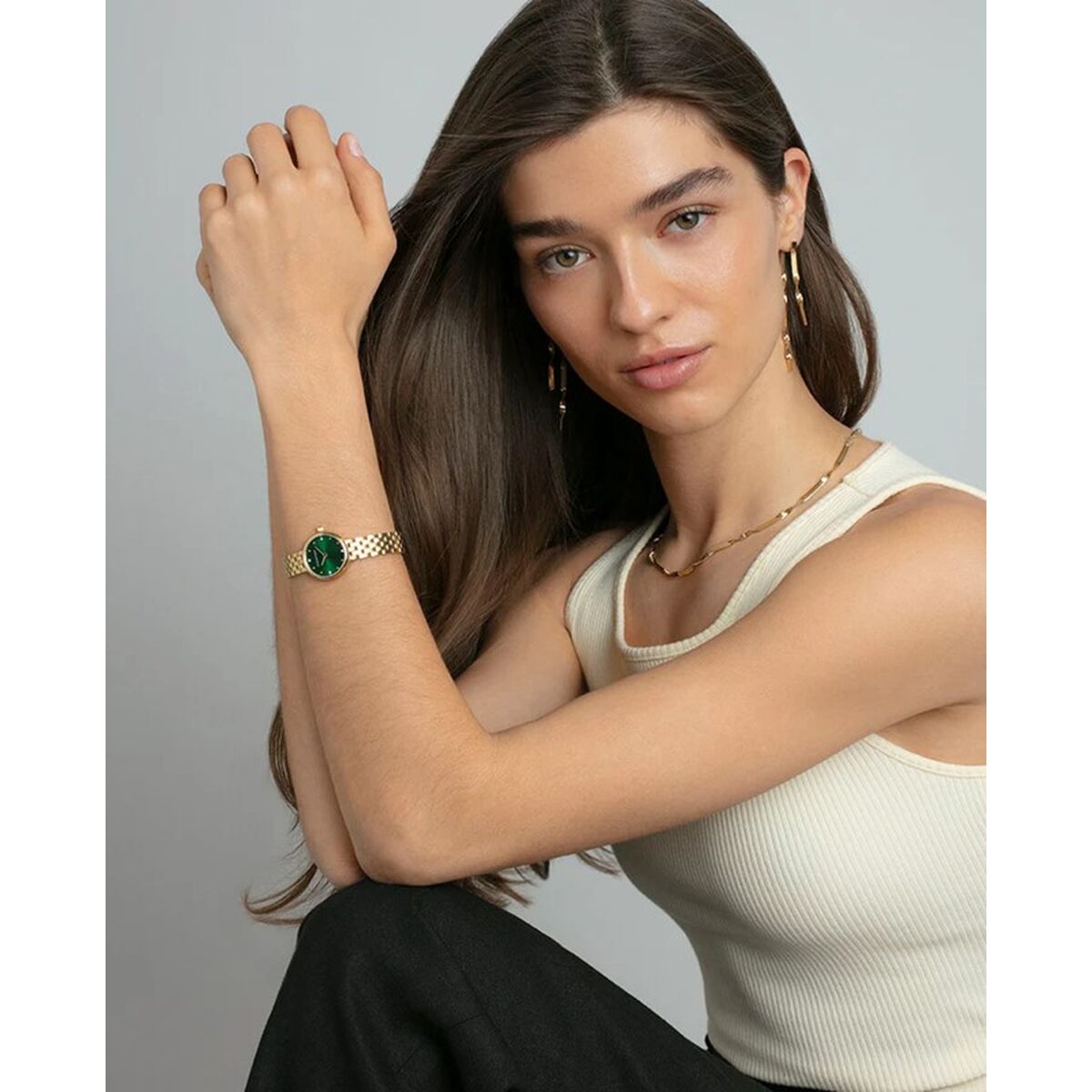 V4H557AC8A5D5AF24215E32AF331CD09854R6733186P4